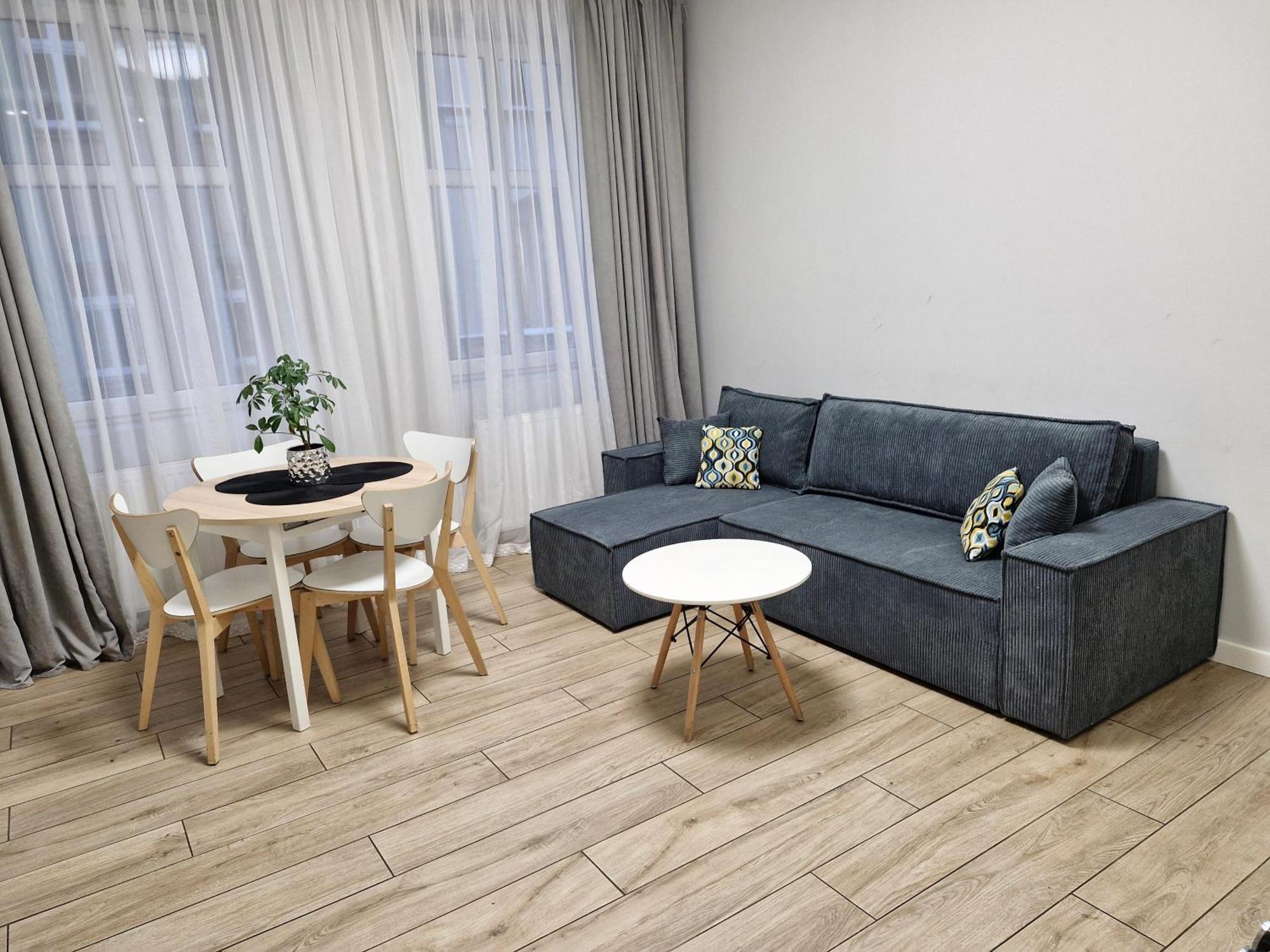 ריבניק Central Platinum Apartments 7 מראה חיצוני תמונה